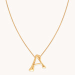 A Initial Bold Pendant Necklace in Gold