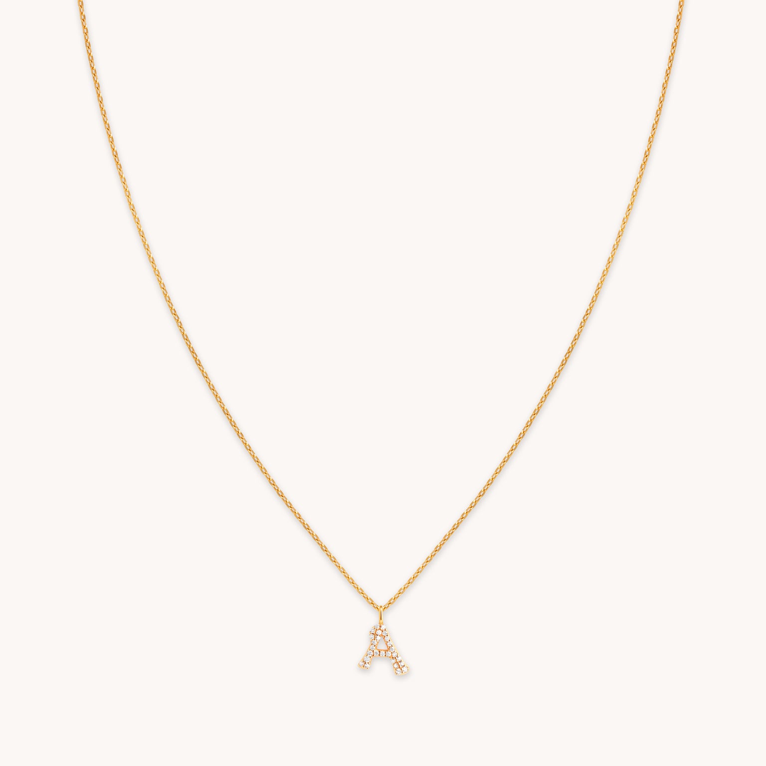 A Initial Bold Pendant Necklace in Gold