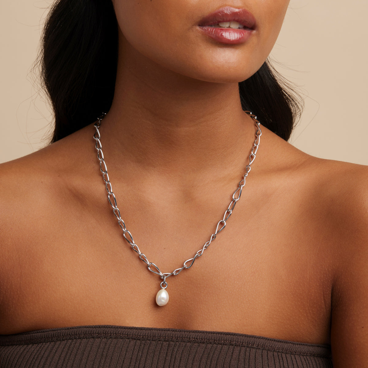 Necklace and bracelet set consisting of natural pearls and silver chain plated with rose 2024 gold