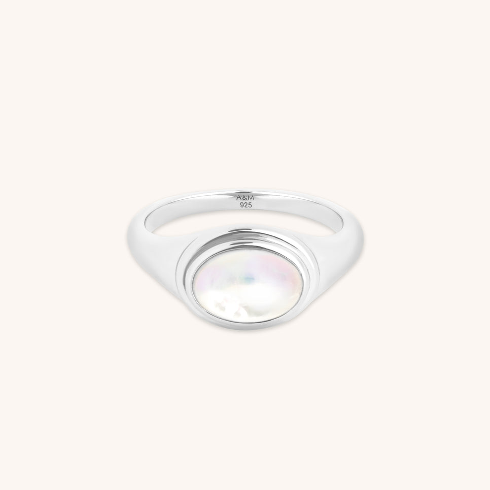 Mother of Pearl Cocktail Ring in Silver