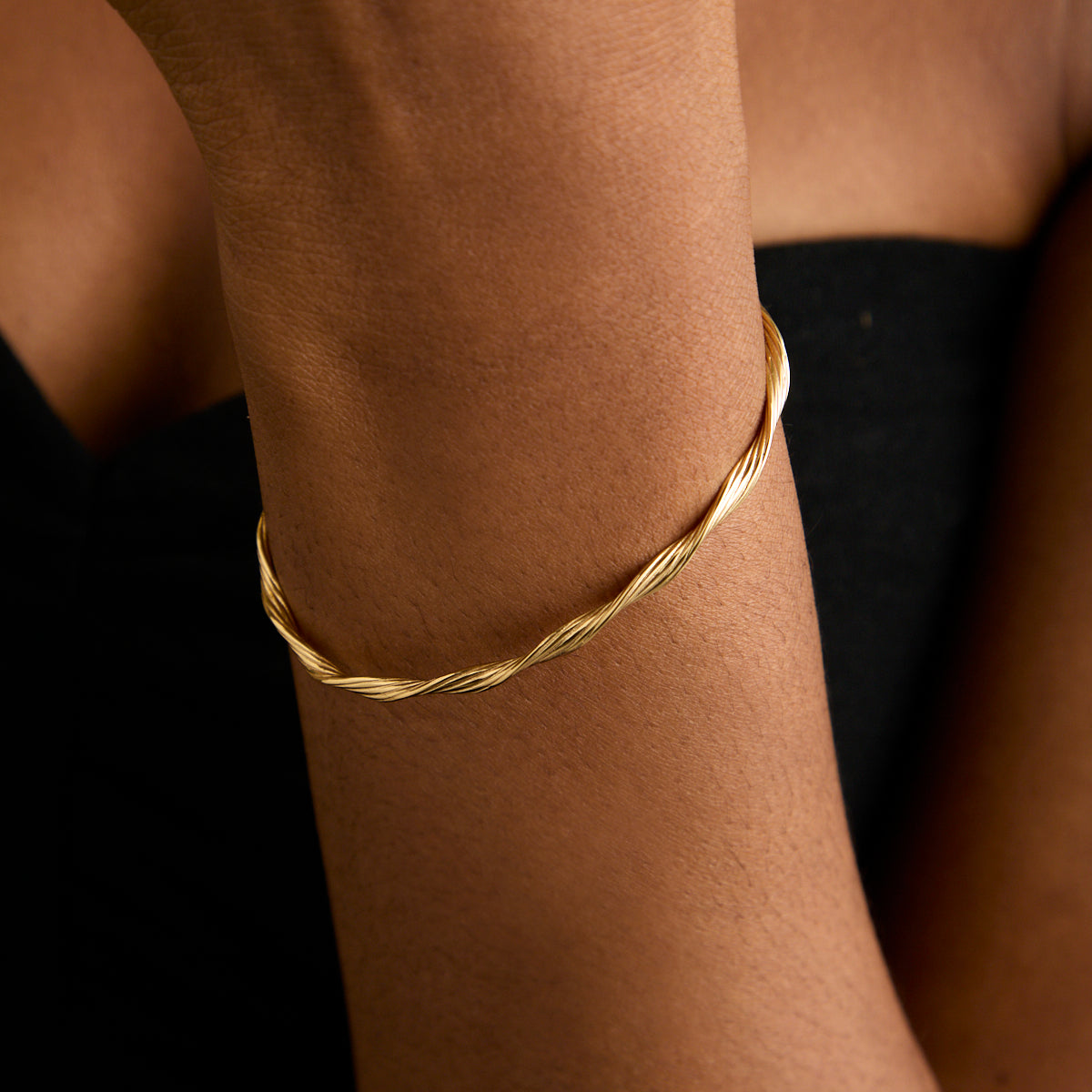 Twist Cuff Bracelet in Gold