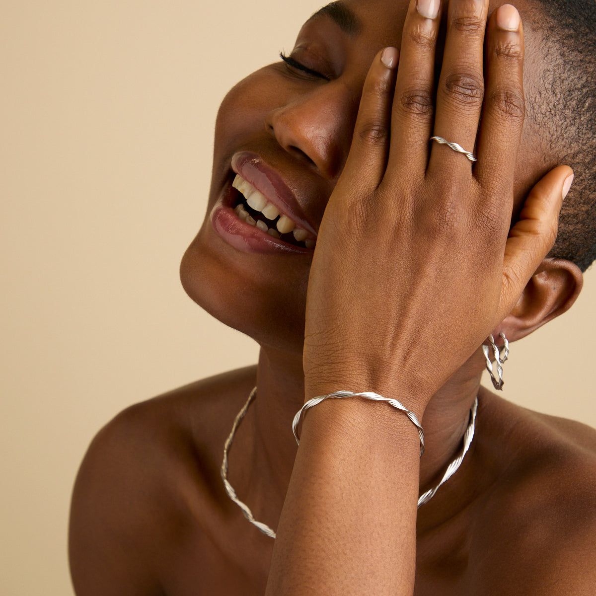 Twist Band Ring in Silver