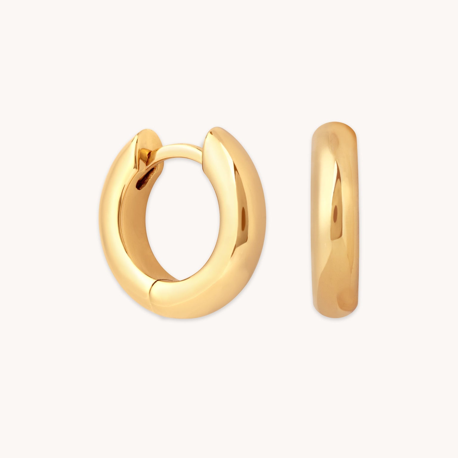 Bold Small Hoops in Gold