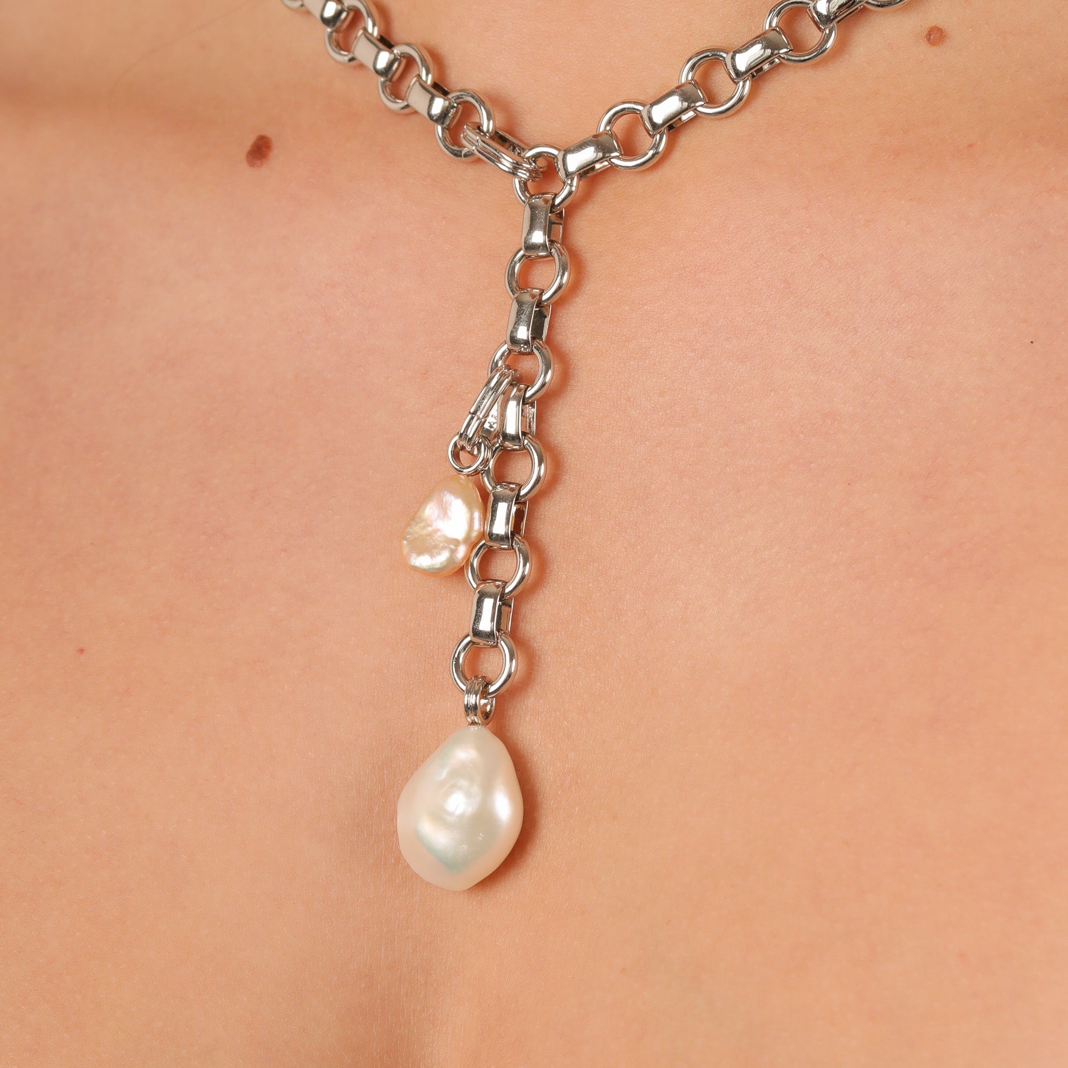 Serenity Pearl Link Chain Necklace in Silver