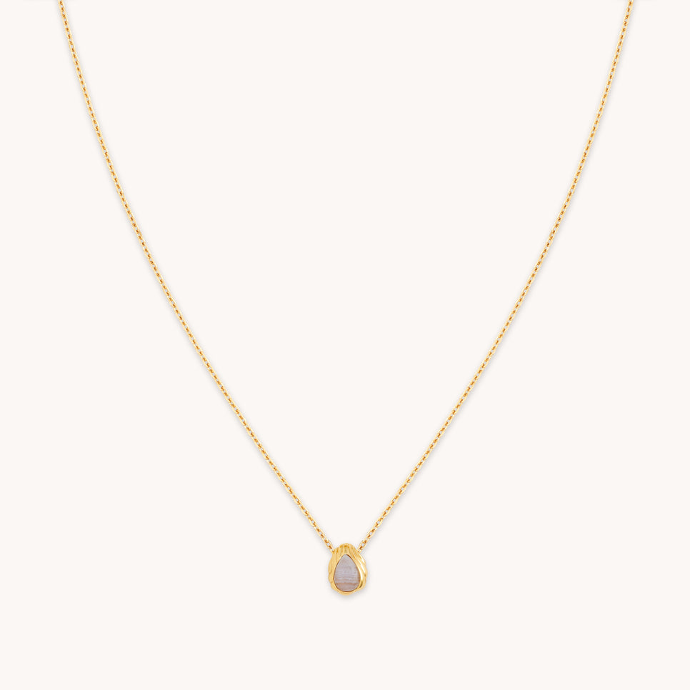 Agate Pendant Necklace in Gold