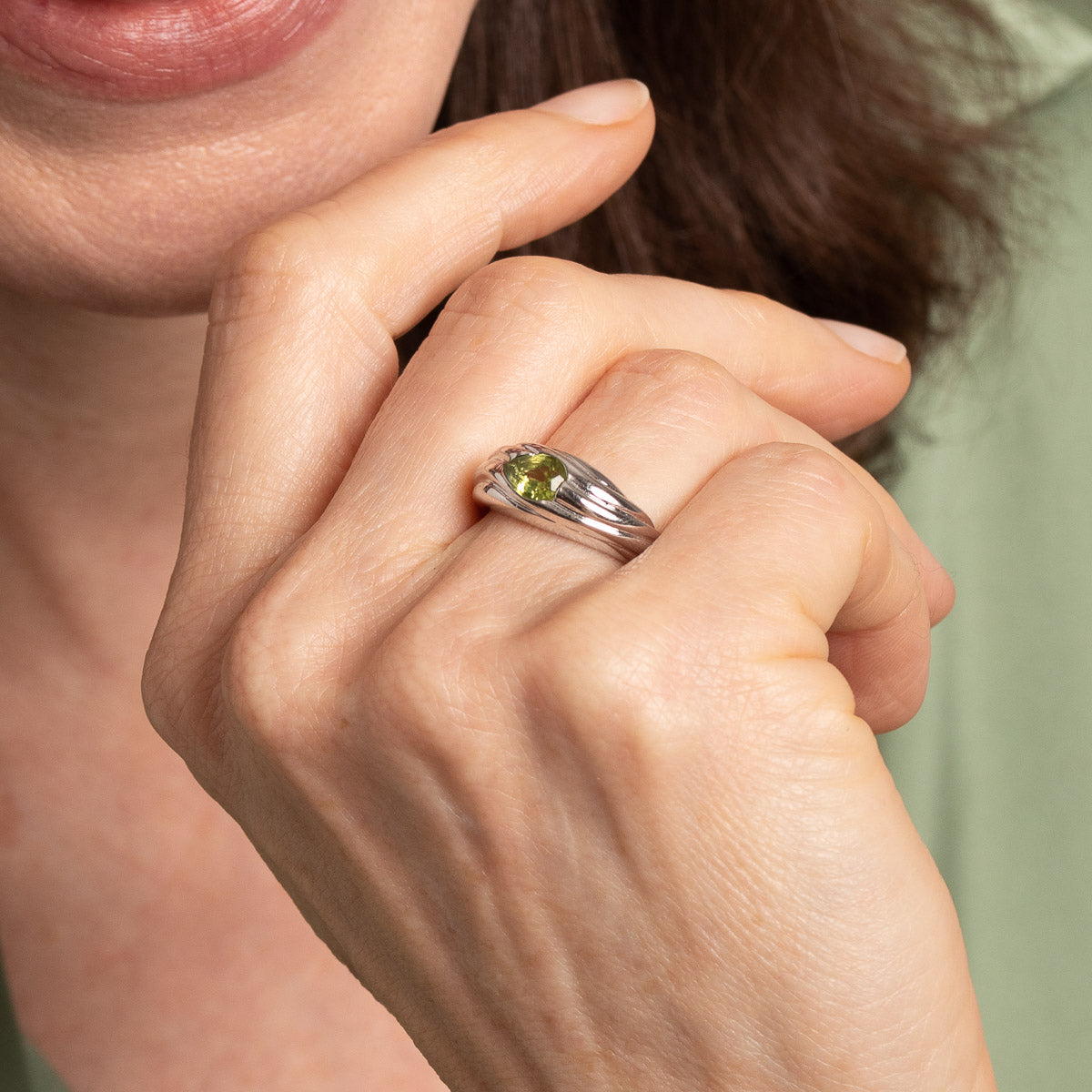 Olivine Wave Dome Ring in Silver