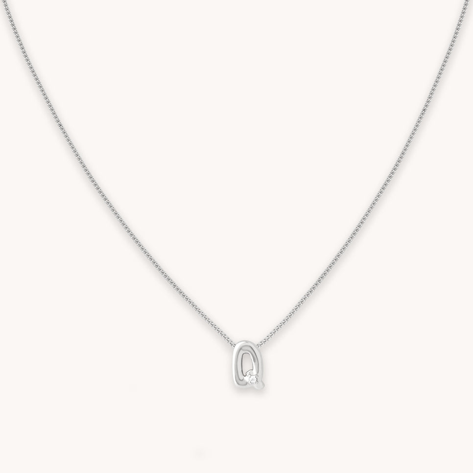 Q Initial Pendant Necklace in Silver