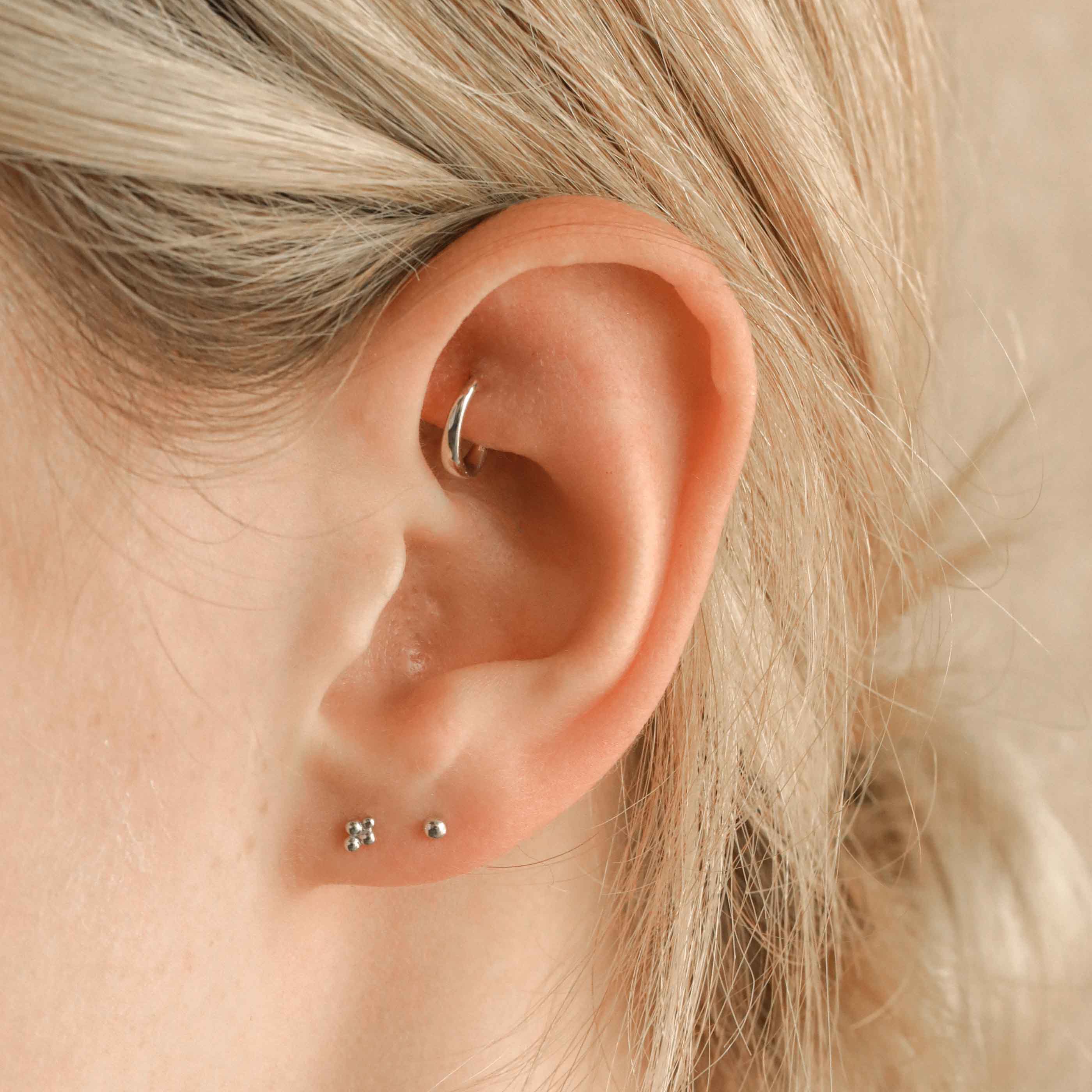 Solid Gold Hoop Piercing Earrings | Astrid & Miyu