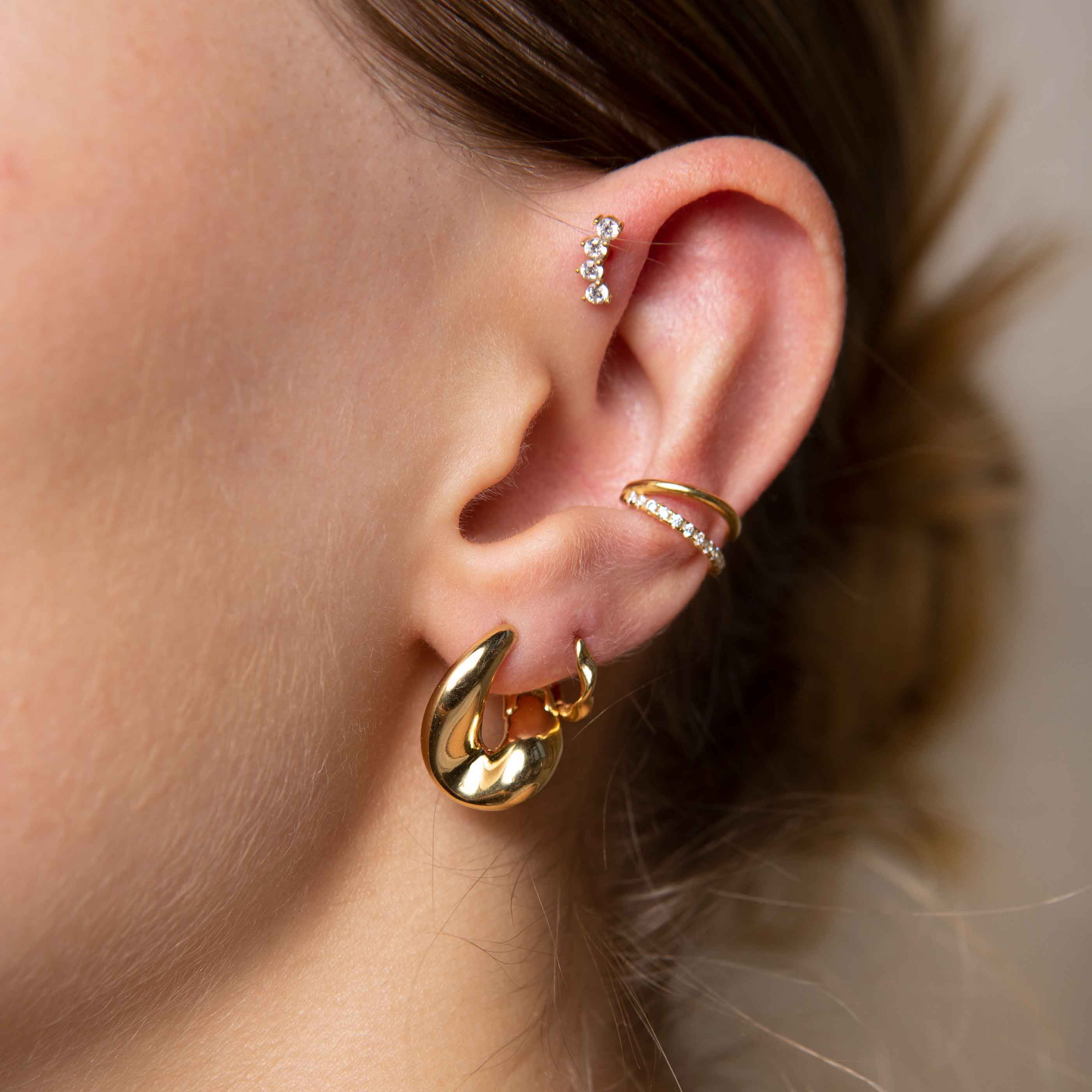 Cosmic Star Gold Curved Barbell  Astrid  Miyu Earrings